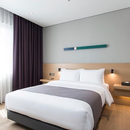 Alex 72 Hotel Σουγόν Εξωτερικό φωτογραφία