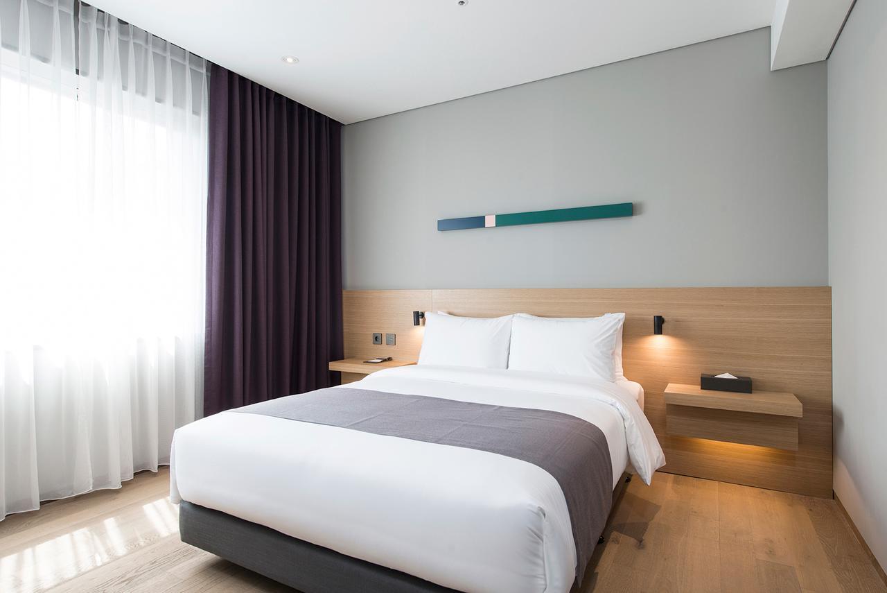 Alex 72 Hotel Σουγόν Εξωτερικό φωτογραφία